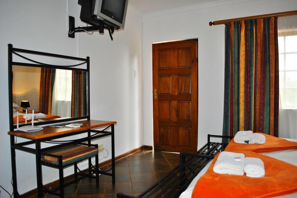Mount Azimbo Lodge Louis Trichardt Ngoại thất bức ảnh