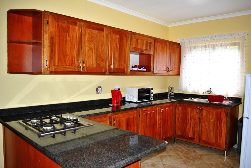 Mount Azimbo Lodge Louis Trichardt Ngoại thất bức ảnh